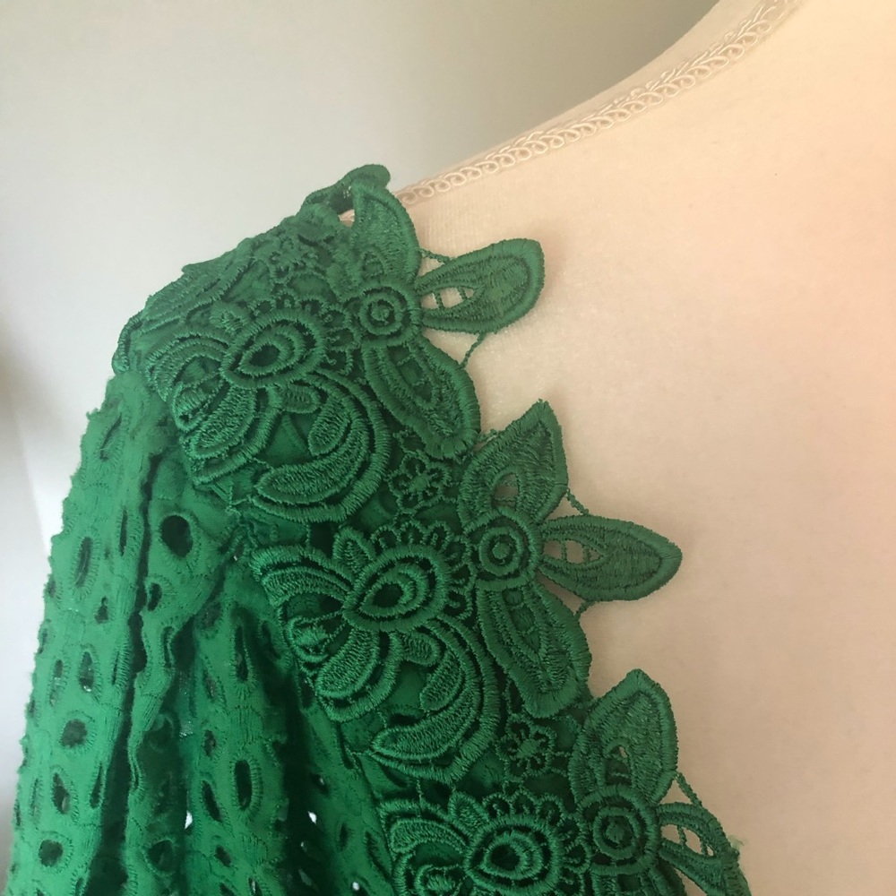 MODA International brand Kelly green, eyelet babydoll top - Picture 7 of 12